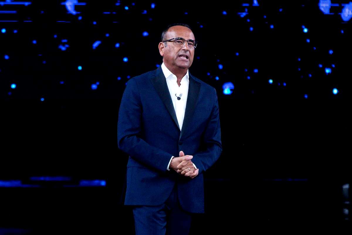 Carlo Conti sul palco